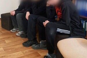 Волинські патрульні знайшли підлітків, які хуліганили в маршрутці