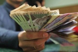 Черговий сюрприз від держави: або пенсія, або зарплата