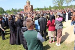  Сотні волинян прийшли на похорон Воїна, який захищав Україну і під час АТО (Фото)