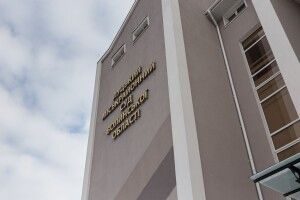 Отримав права місяць тому: у Луцьку обрали запобіжний захід 19-річному водію 