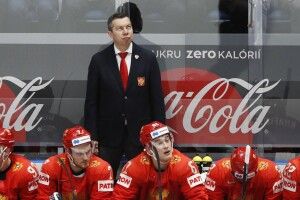 На Чемпіонаті світу з хокею складена з резервістів збірна Фінляндії взула у півфіналі «зоряний» склад росіян