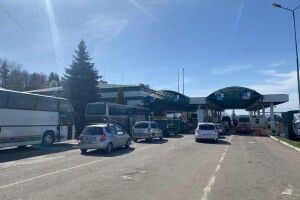 Вперше за час війни з Польщі в Україну в'їхало більше людей, аніж виїхало