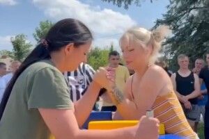 На Волині поліцейські мірялися силою, щоб допомогти захисникам