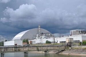 Російські окупанти увійшли до зони радіації в Чорнобилі: Нацгвардія чинить опір