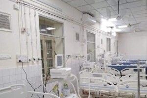 Пацієнти, які лікувалися від коронавірусу, одужали і вкрали апарат для інфікованих