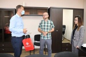 Волинський хірург отримав ключі від квартири