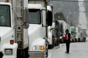 Угорщина надала українським вантажоперевізникам 900 додаткових транзитних дозволів