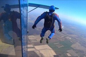 Інструктор врятував хлопця на висоті півтори тисячі метрів
