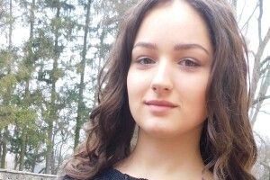 Вихованка Горохівської музичної школи повернулась в її стіни у якості викладача