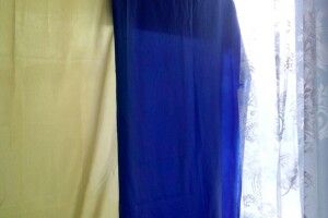 Сейф не на дільниці, кабіна для голосування біля вікна та нестача скриньок: на Волині стартували вибори