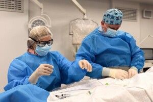 Маскувався під біль у животі: лікарі на Волині врятували чоловіка від підступного інфаркту