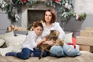 Всі обранці Алли Мазур: скільки разів насправді виходила заміж 56-річна зірка та від кого народила свого сина?