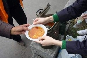 У Рівному роздаватимуть безкоштовні обіди