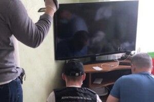Житель Волині попався на незаконному виготовленні довідок про негативні ПЛР-тести