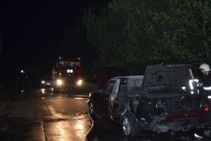 У Рівному на ходу загорівся Mercedes