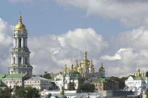 Ірина Фріз: «Російський «гумконвой» у Києво-Печерську Лавру – це спецоперація Кремля «вовк в овечій шкурі»