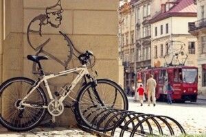  Львівська мерія вирішила пересадити чиновників на велосипеди