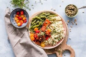 Чи можна заразитися коронавірусом через їжу