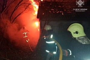 1 січня волинські рятувальники 7 разів їздили гасити пожежі і... відкачували талу воду