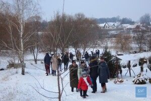 Як у волинському місті купалися на Водохреще (Фото)
