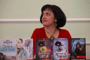На Покрову у Володимирі презентуватимуть «Зворотній бік світів» 