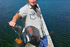 СМІТИТИ НА СВОЄМУ ОЗЕРІ СТАЛО СОРОМНО