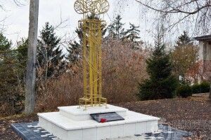 В Україні встановили пам'ятник букві «Ї»