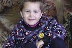 4-річний МАЛЮК ЗАРОБИВ ГРОШІ НА ЛІКУВАННЯ БАТЬКА