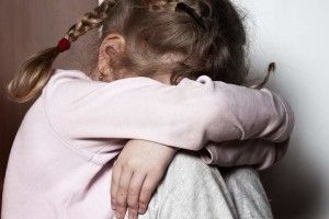 В Україні пропонують жорсткіше карати педофілів