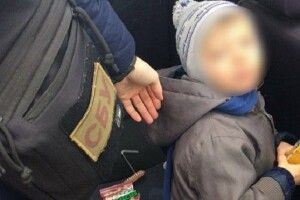 Матір здала 4-річного сина в «довгострокову оренду»