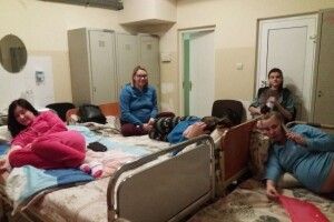 У Луцьку в укритті пологового будинку народилось немовля (Фото)