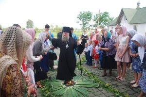 Владика Нафанаїл у Піддубцях вручав подяки, ордени та медалі