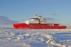 Україна купила криголам для антарктичних експедицій