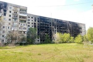 У Сєвєродонецьку тривають бої, Лисичанськ повністю український