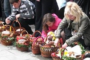 ПАСХАЛЬНИЙ КОШИК  НЕ КОЖНОМУ ПО КИШЕНІ