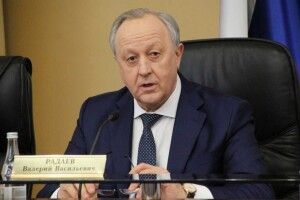 Втікають всі: російські губернатори масово подають у відставку
