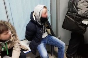 «Караул! Грабують!»: на Степана Бандери у рівнянина відібрали «мобільний»