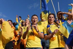 «Хто не в жовтому – той москаль!» – визначено дрес-код на матч Україна – Туреччина