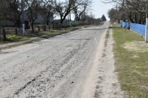 Проблемну дорогу в селі Личани почнуть ремонтувати вже цього року