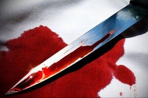 Волинянин зробив ножем собі харакірі