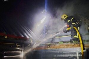 Гасити пожежу на Волині допомагали рятувальники з Рівненщини