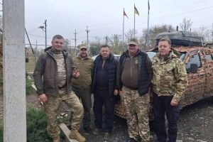 Голова громади на Волині привіз потужну допомогу захисникам на фронт