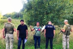 Індуси, турки та сенегалці: на Львівщині затримали іноземців, які намагалися незаконно потрапити у ЄС (Фото)