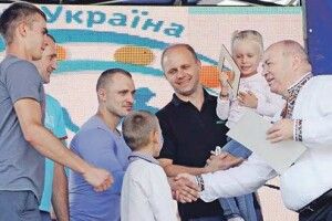 І прийшли до них… три тисячі гостей (Фото, відео)