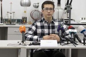 Українські розумні окуляри, які рахують калорійність їжі, отримали «золото» на виставці інновацій