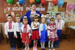 Як на Горохівщині малеча своїми родинами хизувалася