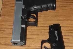 У місті на Волині двоє чоловіків активно торгували амфетаміном та канабісом (Фото)