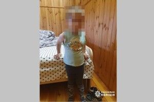 На Волині мати залишила 3-річного сина самого в готелі