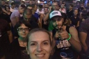 Сотні рівнян бігали вночі заради хворої дитини