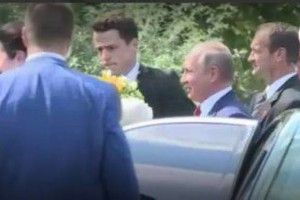 Путін гуляє на весіллі в Австрії